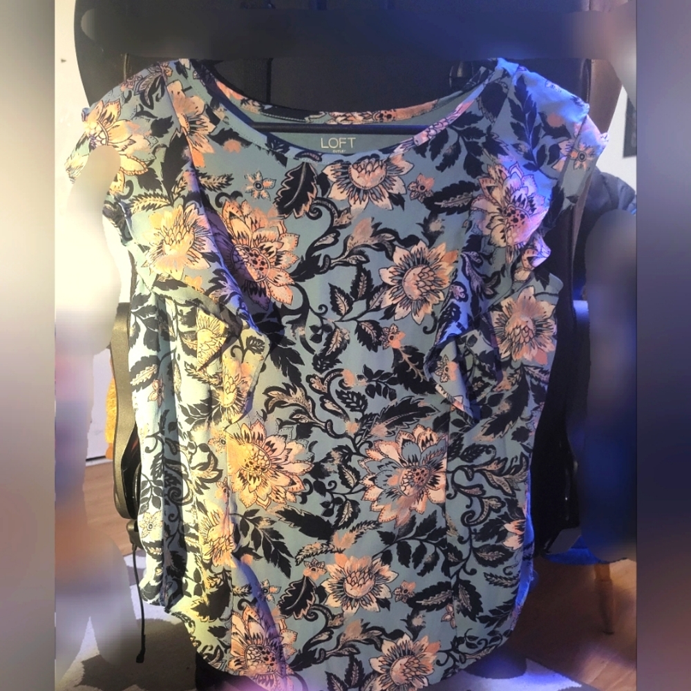 Loft tank top